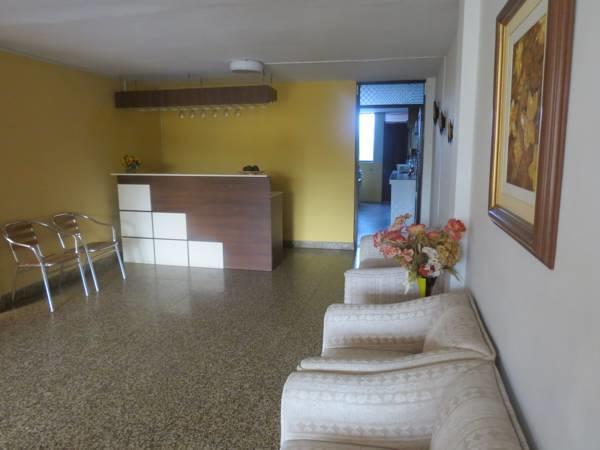 Residencial El Sol De Los Pinos Panzió Trujillo Kültér fotó