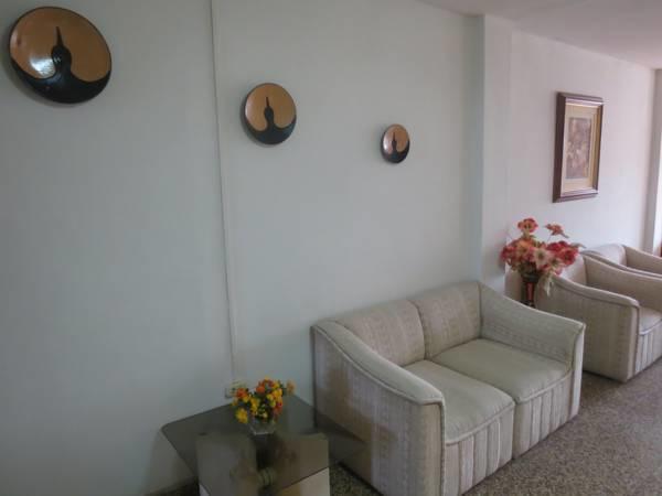 Residencial El Sol De Los Pinos Panzió Trujillo Kültér fotó